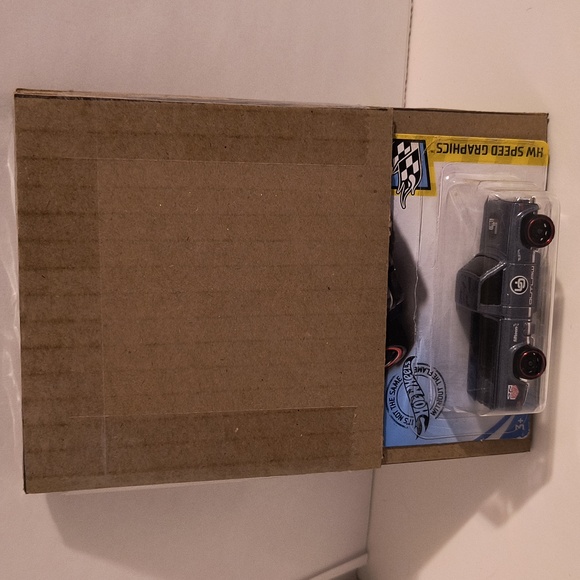 D1 Hot Wheels Mazda Repu with shipping protector - Picture 3 of 3